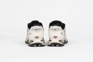 Mizuno Unisex Wave Prophecy LS Silver Cloud / Black / Opal Gray